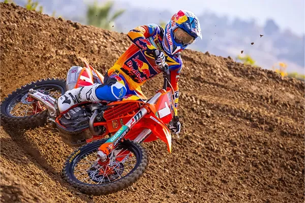 KTM 250 SX-F 2025