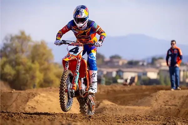 KTM 450 SX-F 2025