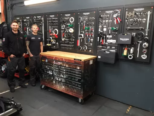 workshop-triumph-bench.jpg