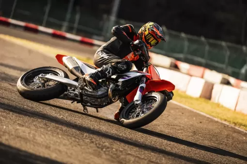 2024-ktm-450-smr-3.jpg